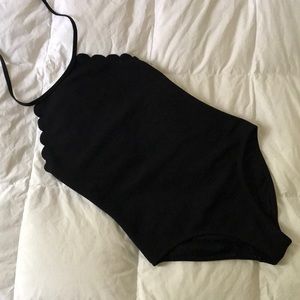 Scalloped Scoop Back One Piece Bathing Suit